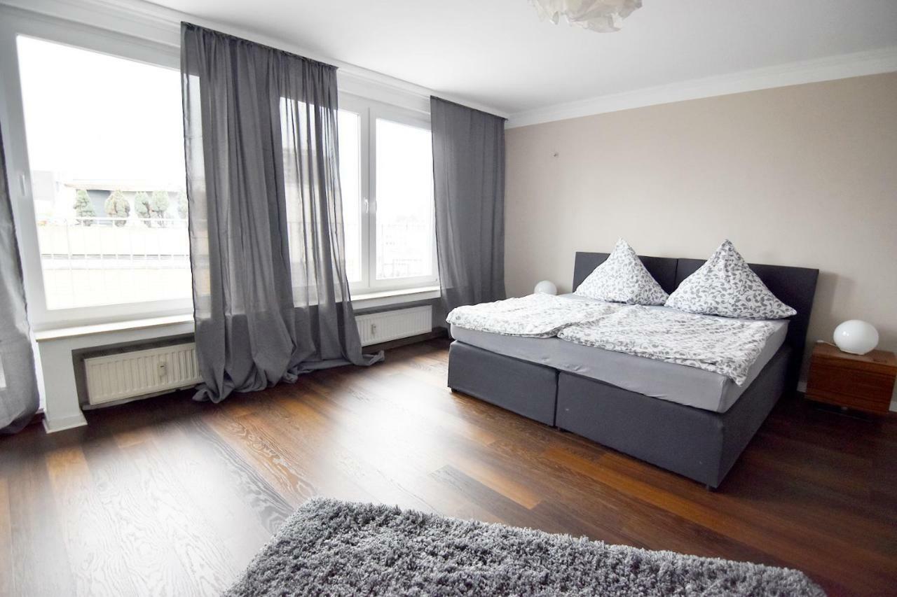 Appartamento Dorya Am Ring Colonia Esterno foto